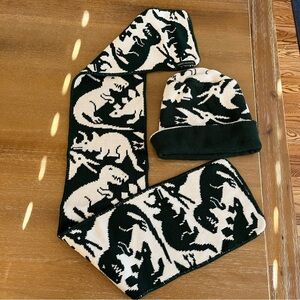 Vintage Dinosaur Patterned Kids/adult  Scarf and Hat Set from The Nature Company